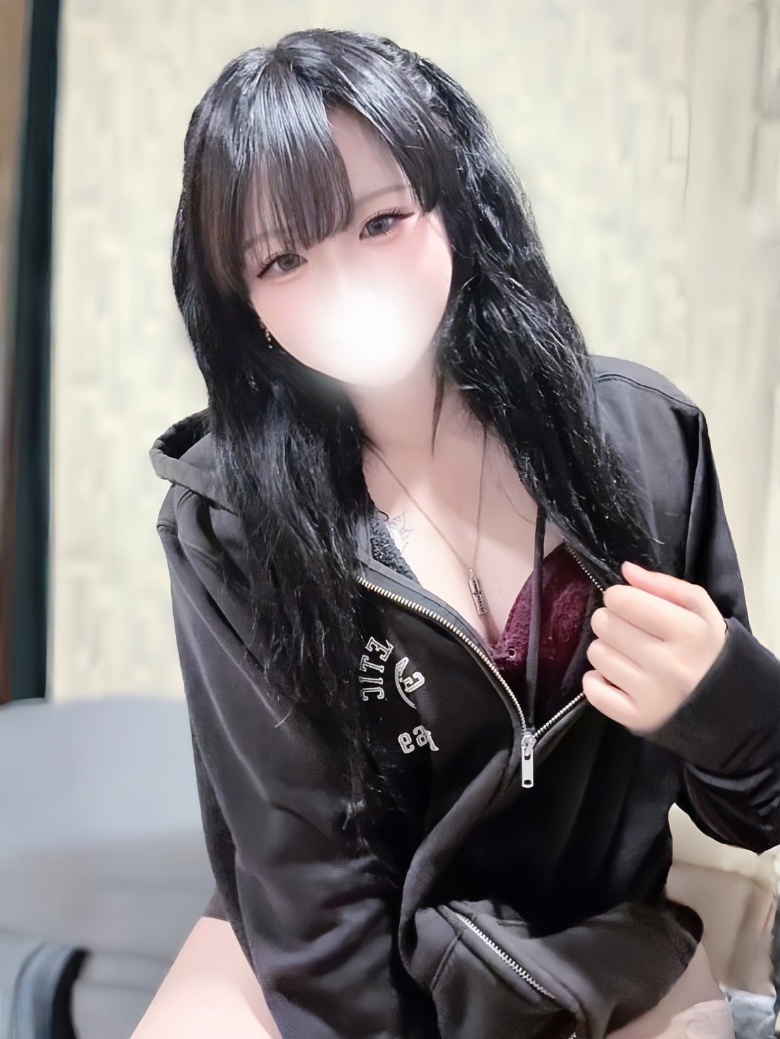 ゆりな